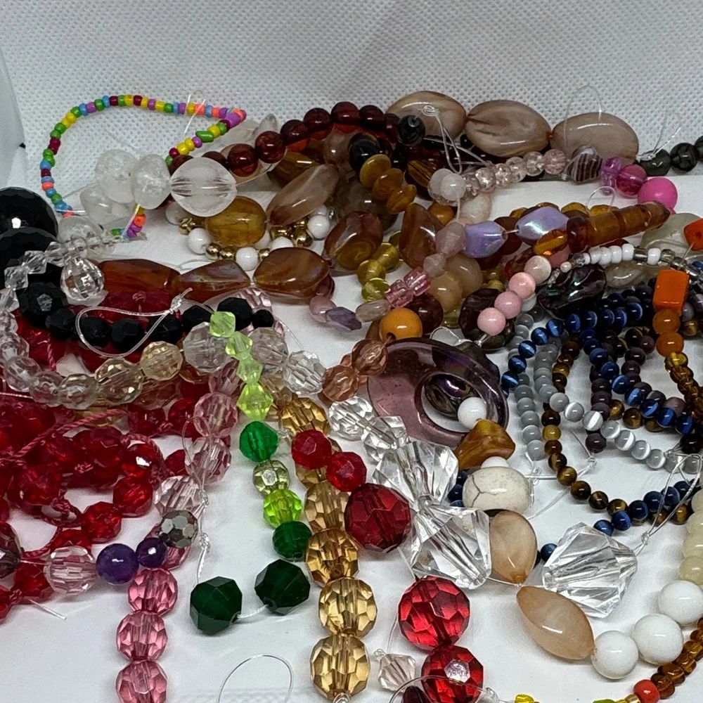 Assorted Beads Craft Kit Bundle - Picture 15 of 16